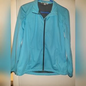 Lightweight yet warm jacket